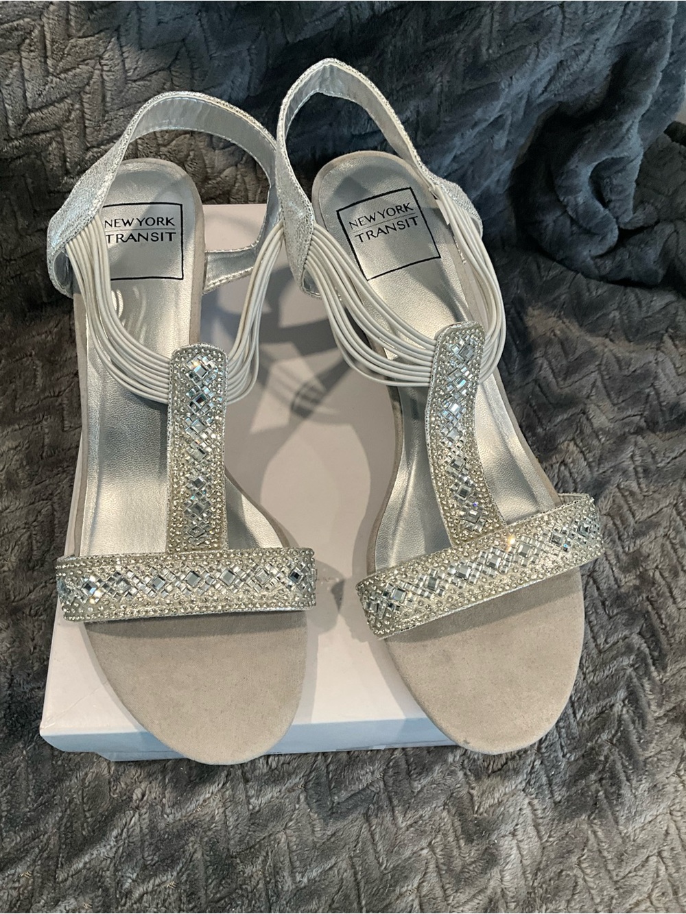 NIB New York Transit Silver Rhinestones T-strap Back Strap Wedge Sandals 9.5